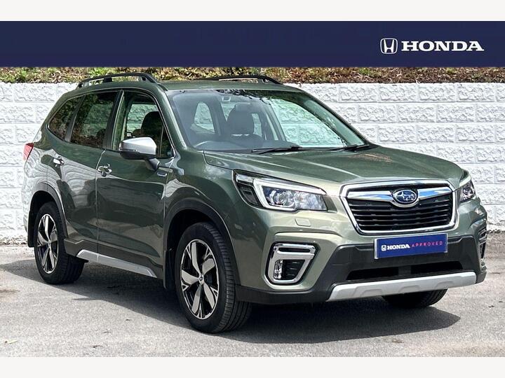 Subaru Forester 2.0 I E-Boxer XE Premium Lineartronic 4WD Euro 6 (s/s) 5dr Subaru Forester 2.0 I E-Boxer XE Premium Lineartronic 4WD Euro 6 (s/s) 5dr