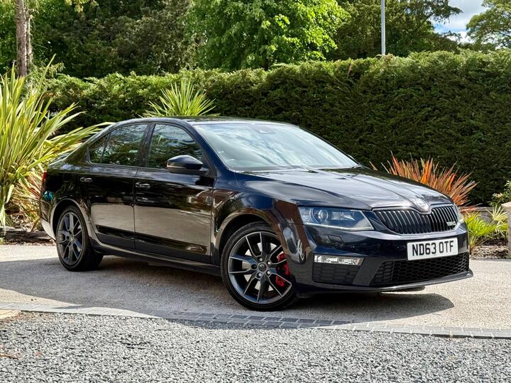 Skoda Octavia 2.0 TDI VRS Euro 5 (s/s) 5dr Skoda Octavia 2.0 TDI VRS Euro 5 (s/s) 5dr