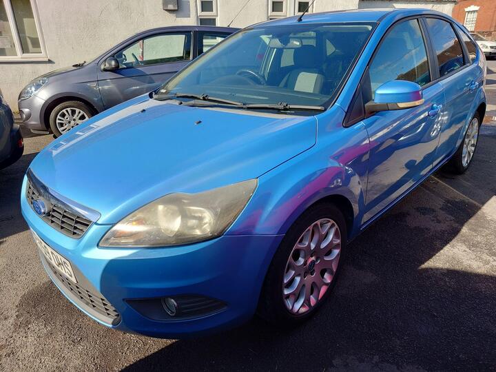 Ford Focus 1.6 Zetec 5dr