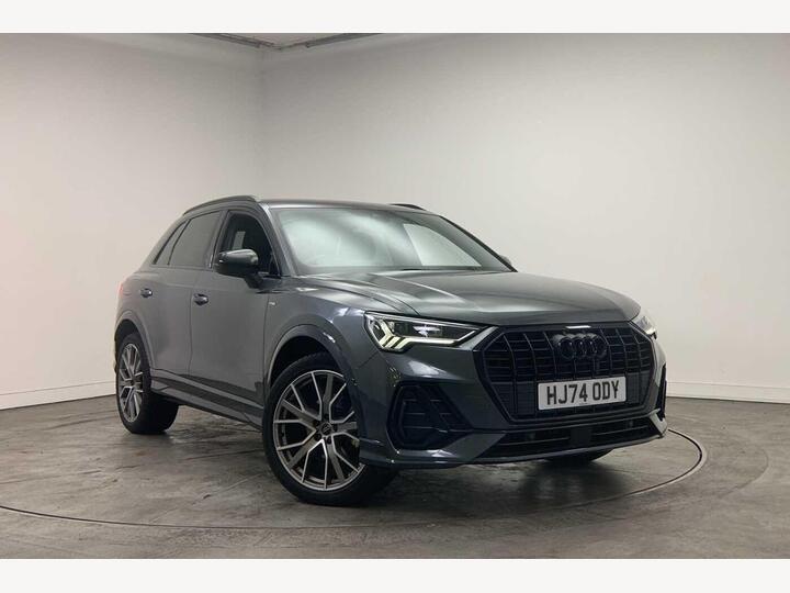 Audi Q3 1.5 TFSI CoD 35 Black Edition S Tronic Euro 6 (s/s) 5dr