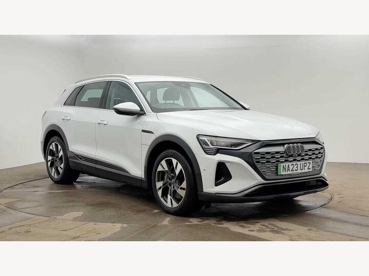Audi Q8 E-tron 50 Sport Auto Quattro 5dr 95kWh (11kW Charger) Audi Q8 E-tron 50 Sport Auto Quattro 5dr 95kWh (11kW Charger)