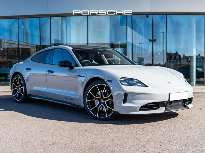 Porsche Taycan Performance Plus 105kWh Black Edition Auto RWD 4dr (11kW Charger)