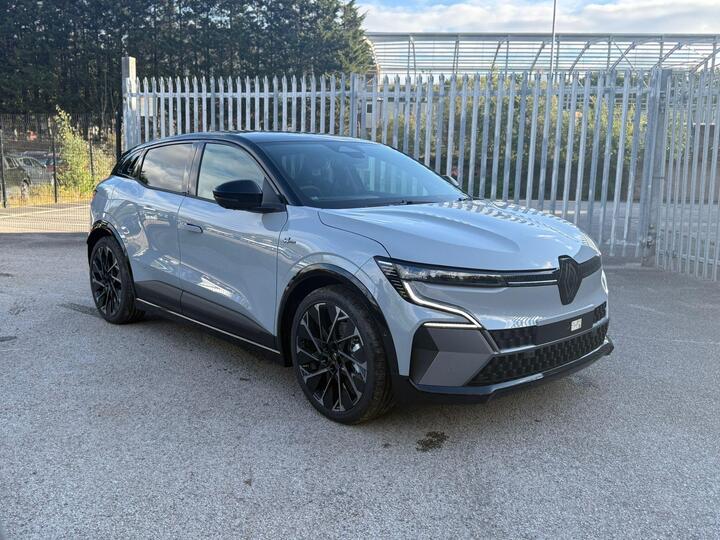 Renault Megane E-Tech Comfort Range 60kWh Iconic Esprit Alpine Auto 5dr