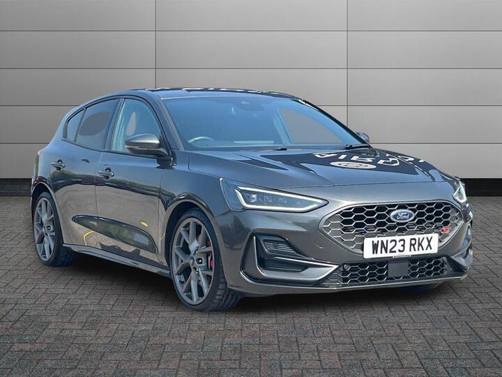 Ford Focus 2.3T EcoBoost ST Euro 6 (s/s) 5dr