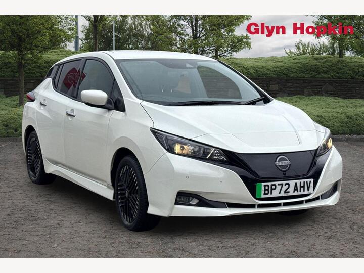 Nissan LEAF 39kWh N-Connecta Auto 5dr Nissan LEAF 39kWh N-Connecta Auto 5dr