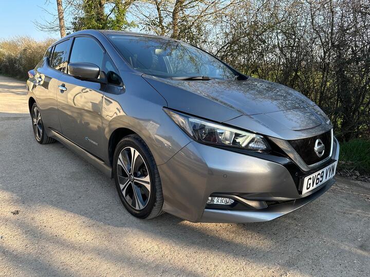 Nissan Leaf 40kWh N-Connecta Auto 5dr