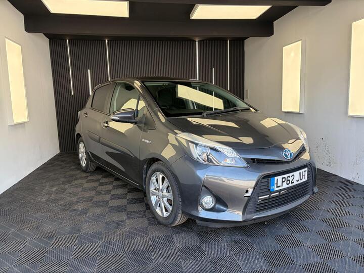 Toyota Yaris 1.5 VVT-h T4 CVT Euro 5 5dr