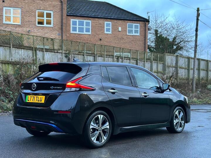 Nissan Leaf 40kWh Tekna Auto 5dr