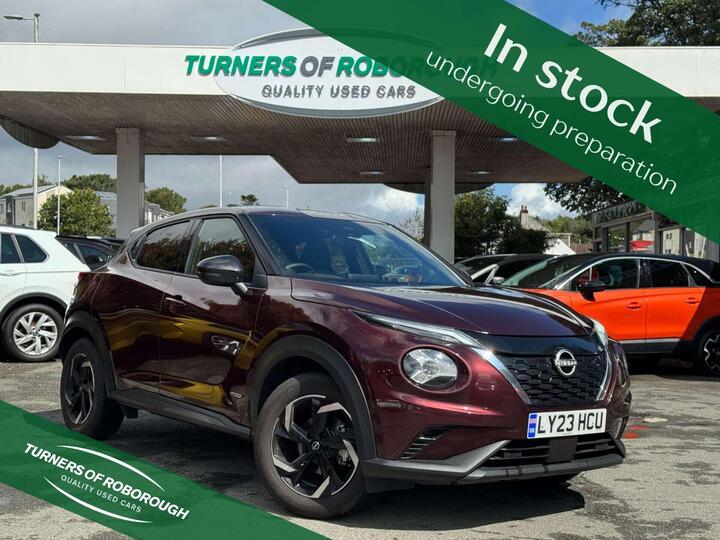 Nissan JUKE 1.6 N-Connecta Auto Euro 6 5dr