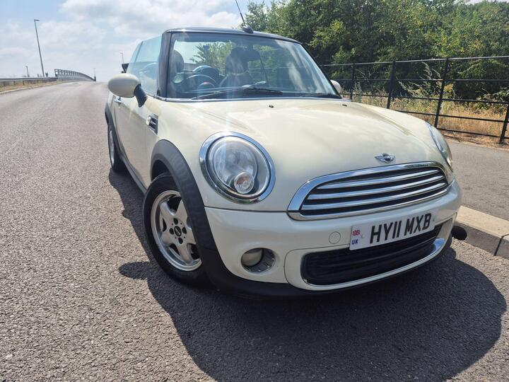 MINI Convertible 1.6 One Steptronic Euro 5 2dr