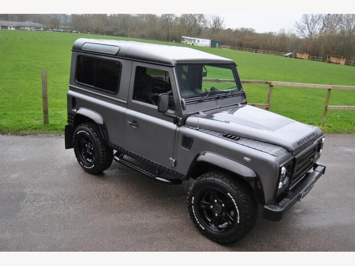 Land Rover Defender 90 2.2 TDCi Station Wagon 4WD SWB Euro 5 3dr