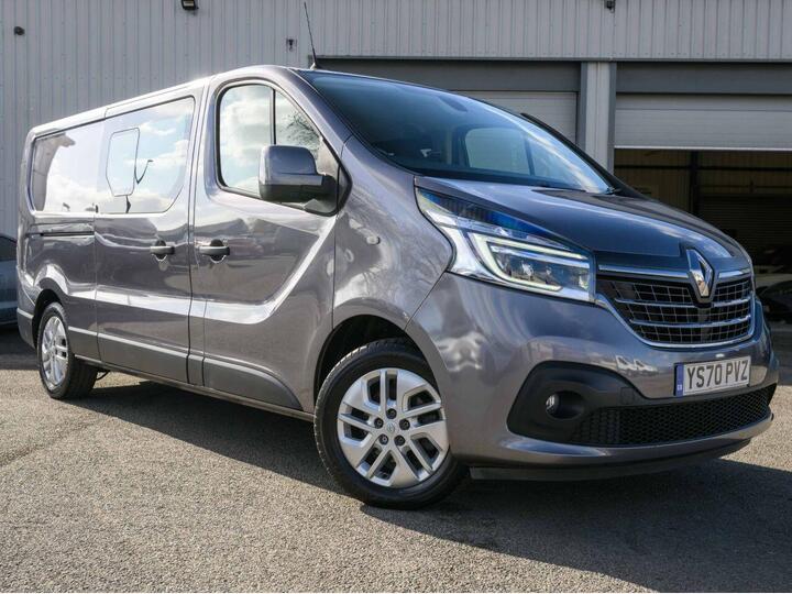 Renault TRAFIC 2.0 DCi ENERGY 30 Sport Nav Crew Van LWB Euro 6 (s/s) 6dr