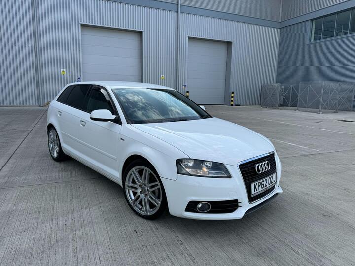 Audi A3 1.6 TDI S Line Sportback S Tronic Euro 5 (s/s) 5dr