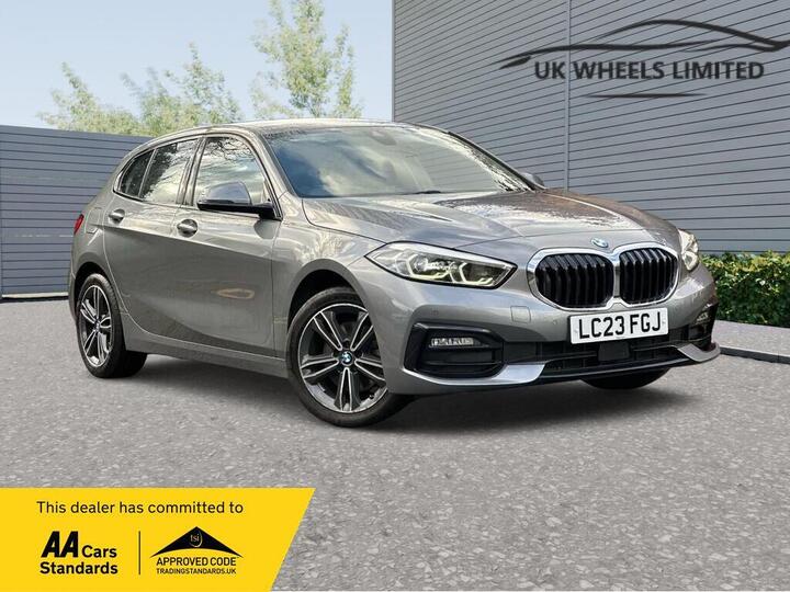 BMW 1 Series 1.5 118i Sport (LCP) DCT Euro 6 (s/s) 5dr BMW 1 Series 1.5 118i Sport (LCP) DCT Euro 6 (s/s) 5dr