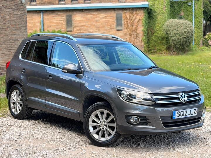 Volkswagen Tiguan 2.0 TDI BlueMotion Tech SE 4WD Euro 5 (s/s) 5dr