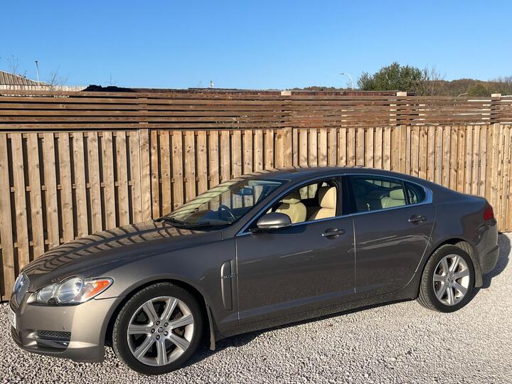 Jaguar XF 3.0d V6 Luxury Auto Euro 5 4dr