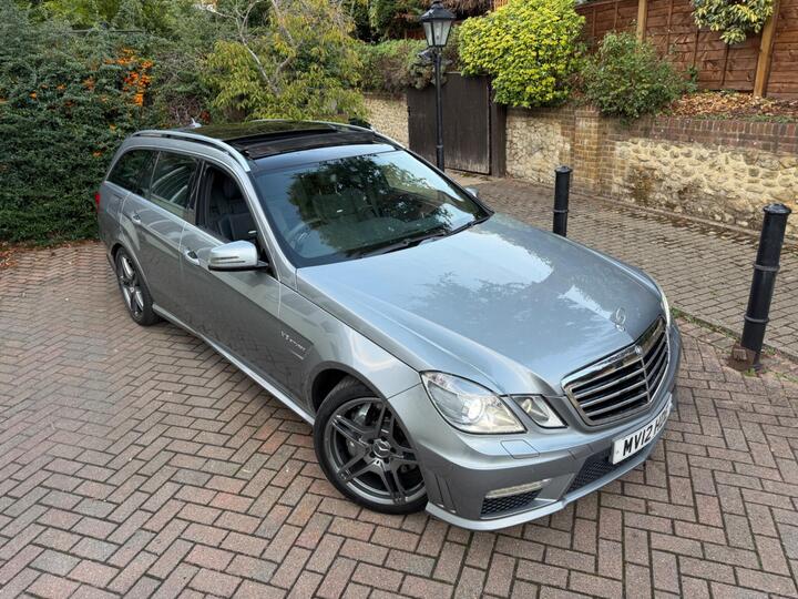 Mercedes-Benz E Class 5.5 E63 V8 AMG SpdS MCT Euro 5 (s/s) 5dr