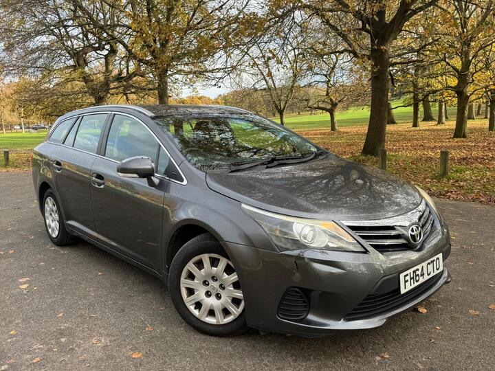 Toyota Avensis 2.0 D-4D Active Tourer Euro 5 5dr Toyota Avensis 2.0 D-4D Active Tourer Euro 5 5dr