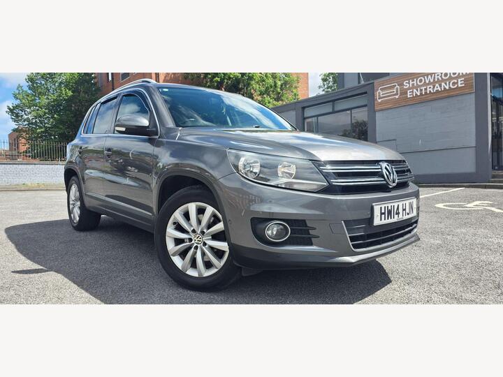Volkswagen Tiguan 2.0 TDI BlueMotion Tech Match 2WD Euro 5 (s/s) 5dr