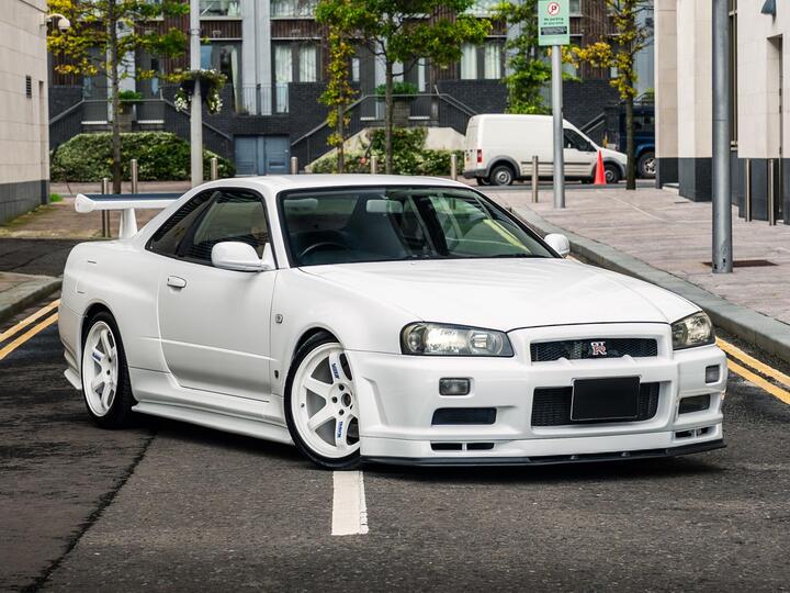 Nissan Skyline 2.6 GT-R 2dr Nissan Skyline 2.6 GT-R 2dr