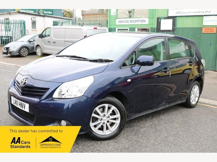 Toyota Verso 1.8 V-Matic TR Multidrive S Euro 5 5dr Toyota Verso 1.8 V-Matic TR Multidrive S Euro 5 5dr