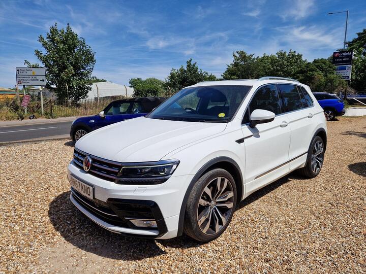 Volkswagen Tiguan 2.0 TDI R-Line Euro 6 (s/s) 5dr