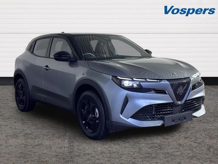 Alfa Romeo Junior 1.2 MHEV Ibrida E-DCT Euro 6 (s/s) 5dr