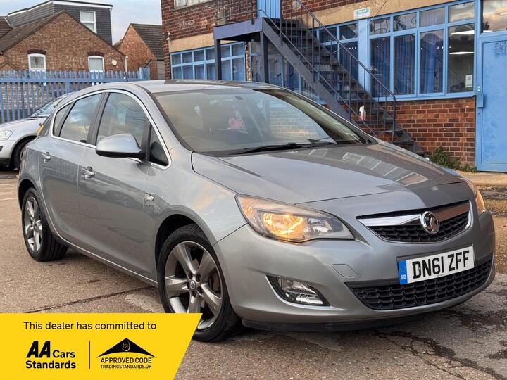 Vauxhall Astra 1.6 16v SRi Auto Euro 5 5dr