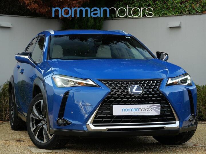 Lexus UX 2.0 250h Premium Plus E-CVT Euro 6 (s/s) 5dr