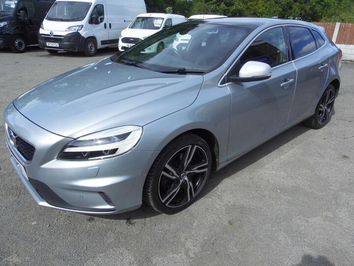Volvo V40 2.0 D3 R-Design Pro Euro 6 (s/s) 5dr