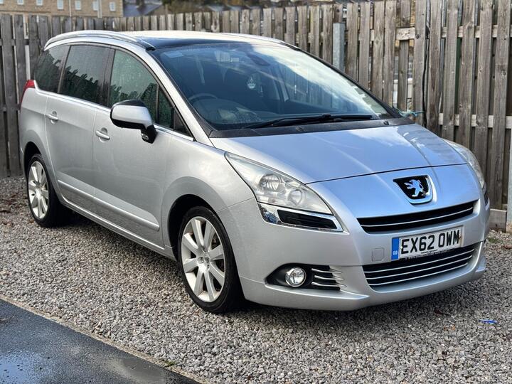 Peugeot 5008 2.0 HDi Allure Euro 5 5dr Peugeot 5008 2.0 HDi Allure Euro 5 5dr