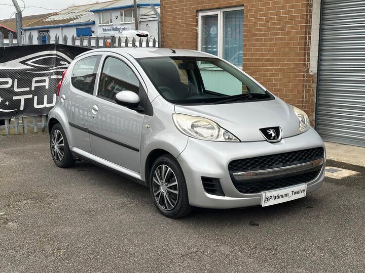 Peugeot 107 1.0 12V Urban 2 Tronic Euro 4 5dr