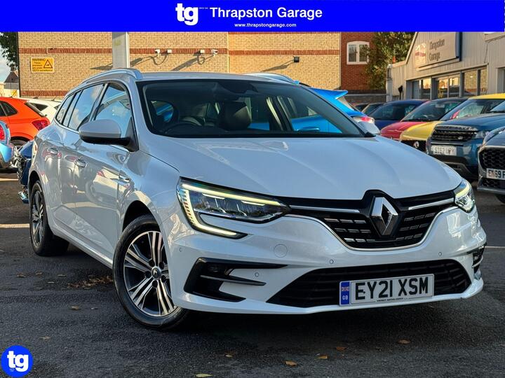 Renault Megane 1.6 E-TECH 9.8kWh Iconic Sport Tourer Auto Euro 6 (s/s) 5dr Renault Megane 1.6 E-TECH 9.8kWh Iconic Sport Tourer Auto Euro 6 (s/s) 5dr