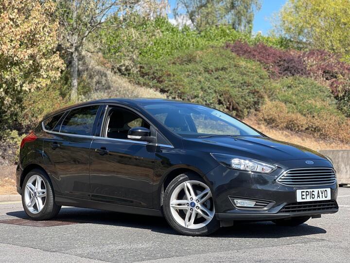 Ford Focus 1.0T EcoBoost Zetec Euro 6 (s/s) 5dr