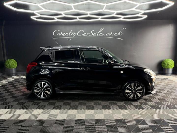 Suzuki SWIFT 1.2 Dualjet Attitude Euro 6 (s/s) 5dr Suzuki SWIFT 1.2 Dualjet Attitude Euro 6 (s/s) 5dr