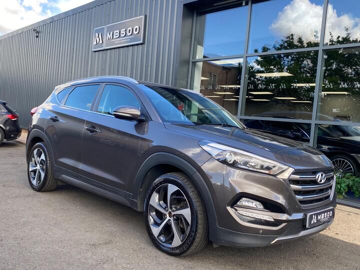 Hyundai TUCSON 2.0 CRDi Premium 4WD Euro 6 5dr