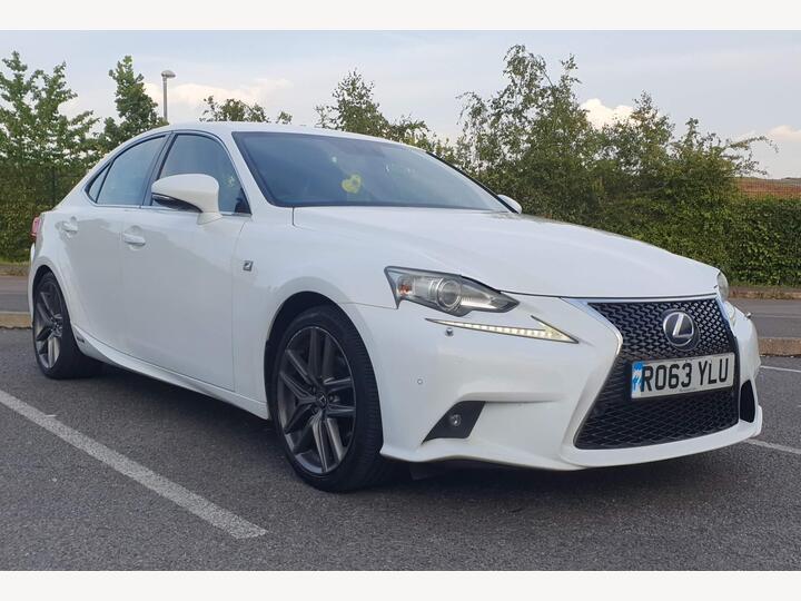 Lexus IS 2.5 300h F Sport E-CVT Euro 5 (s/s) 4dr