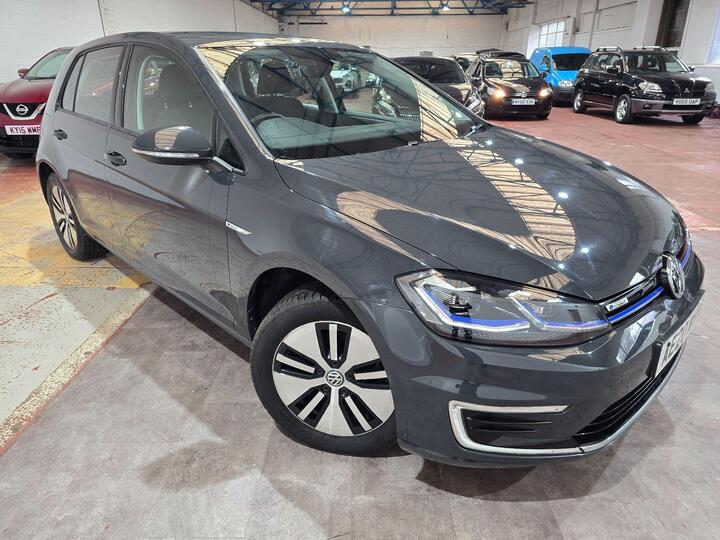 Volkswagen E-Golf 35.8kWh E-Golf Auto 5dr Volkswagen E-Golf 35.8kWh E-Golf Auto 5dr