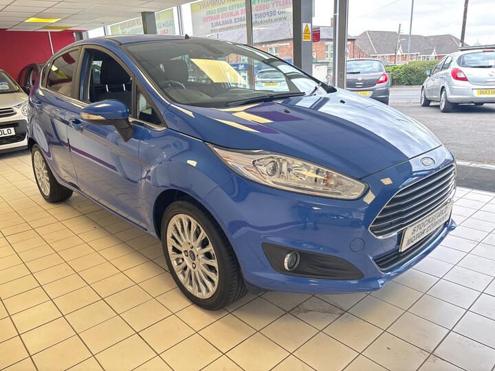 Ford Fiesta 1.0 Titanium Euro 5 (s/s) 5dr