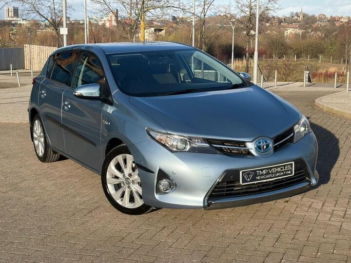 Toyota AURIS 1.8 VVT-h Excel CVT Euro 5 (s/s) 5dr Toyota AURIS 1.8 VVT-h Excel CVT Euro 5 (s/s) 5dr