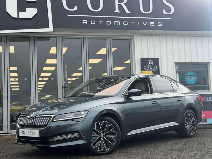 Skoda SUPERB 1.4 TSI IV 13kWh Laurin & Klement DSG Euro 6 (s/s) 5dr Skoda SUPERB 1.4 TSI IV 13kWh Laurin & Klement DSG Euro 6 (s/s) 5dr