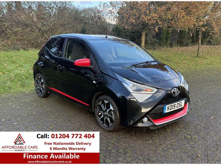 Toyota AYGO 1.0 VVT-i X-trend Funroof X-shift Euro 6 5dr Toyota AYGO 1.0 VVT-i X-trend Funroof X-shift Euro 6 5dr