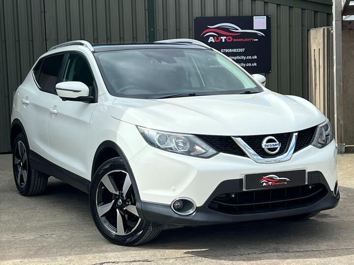 Nissan Qashqai 1.2 DIG-T N-tec+ 2WD Euro 5 (s/s) 5dr