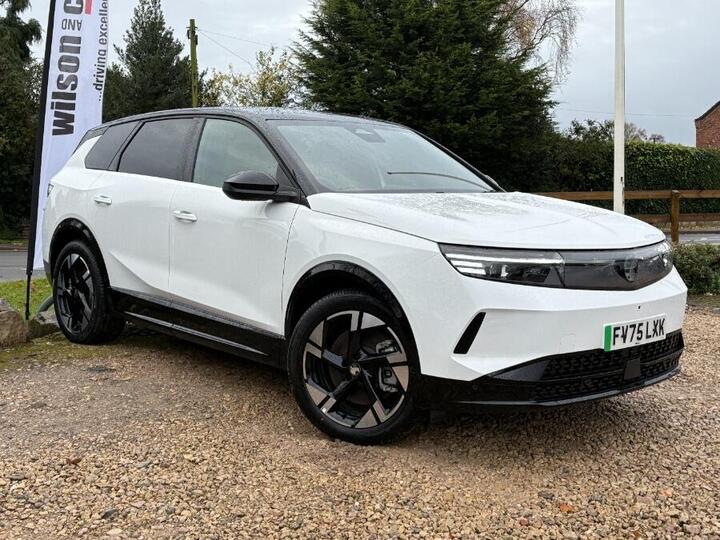 Vauxhall Grandland Electric 73kWh Ultimate Auto 5dr Vauxhall Grandland Electric 73kWh Ultimate Auto 5dr