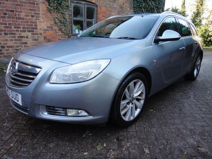 Vauxhall Insignia 2.0 CDTi EcoFLEX SRi Sports Tourer Euro 5 (s/s) 5dr