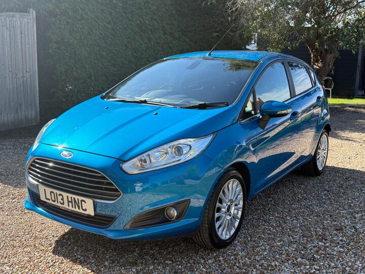 Ford Fiesta 1.0 Titanium Euro 5 (s/s) 5dr