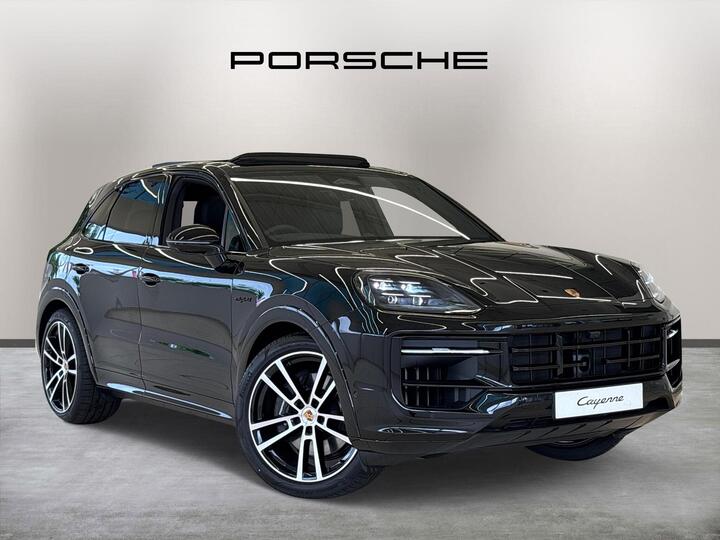 Porsche Cayenne 3.0 V6 E-Hybrid 25.9kWh Black Edition TiptronicS 4WD Euro 6 (s/s) 5dr
