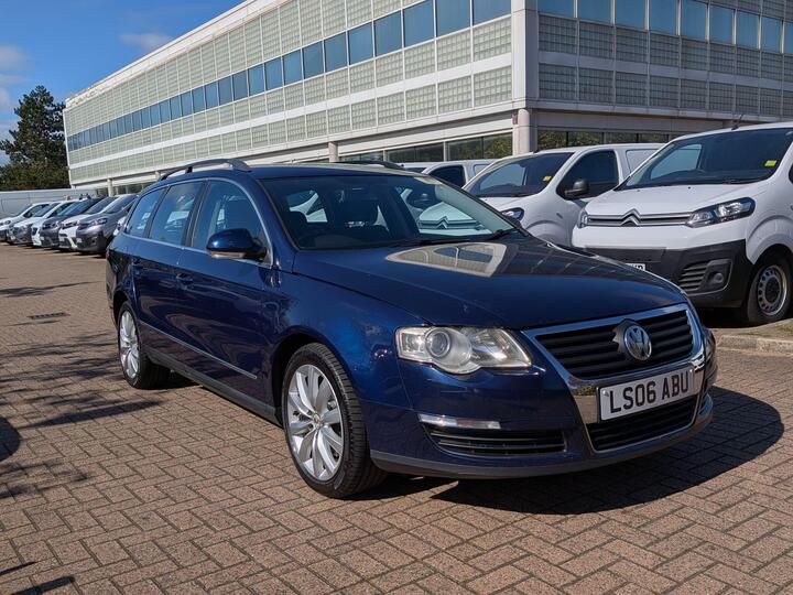 Volkswagen Passat 2.0 TDI SE DSG Euro 4 5dr
