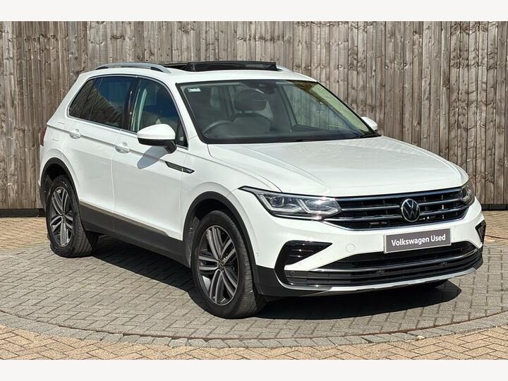 Volkswagen Tiguan 2.0 TDI Elegance DSG 4Motion Euro 6 (s/s) 5dr