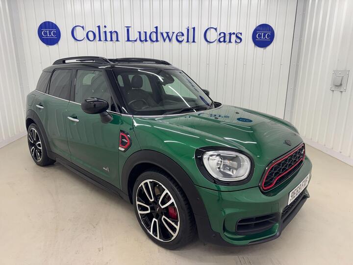 MINI Countryman 2.0 John Cooper Works Auto ALL4 Euro 6 (s/s) 5dr MINI Countryman 2.0 John Cooper Works Auto ALL4 Euro 6 (s/s) 5dr